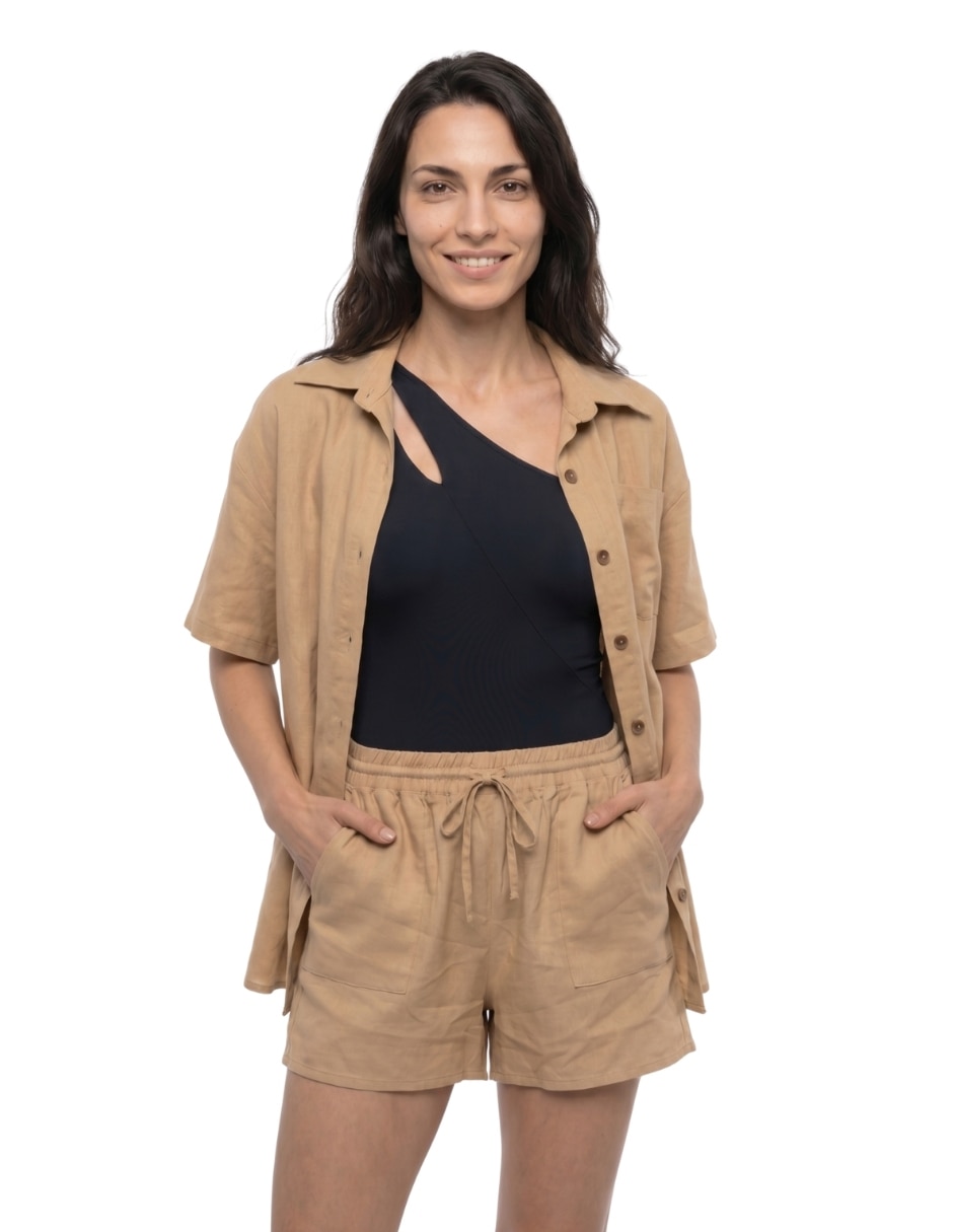 Salida de playa con botones para mujer Salida de playa con botones para mujer