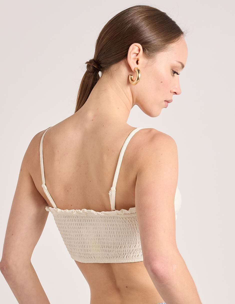 Top cuello regular escote corazón tirante delgado 2