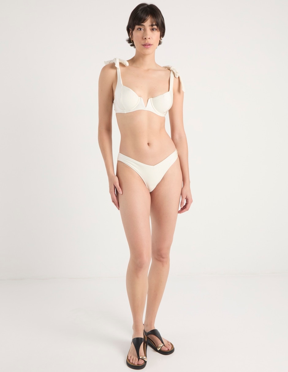 Bikini a la cadera para mujer