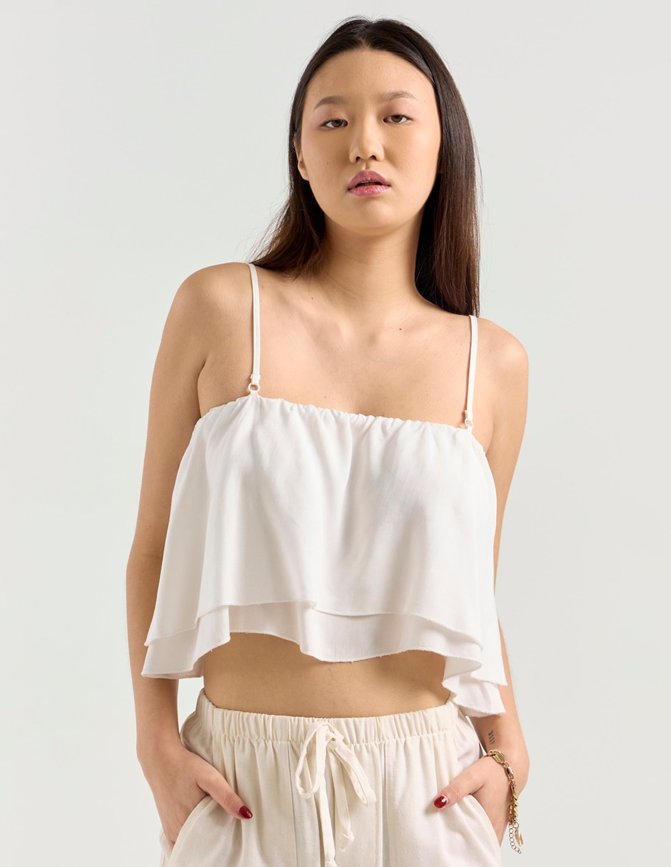 Top cuello cuadrado escote medio tirante delgado