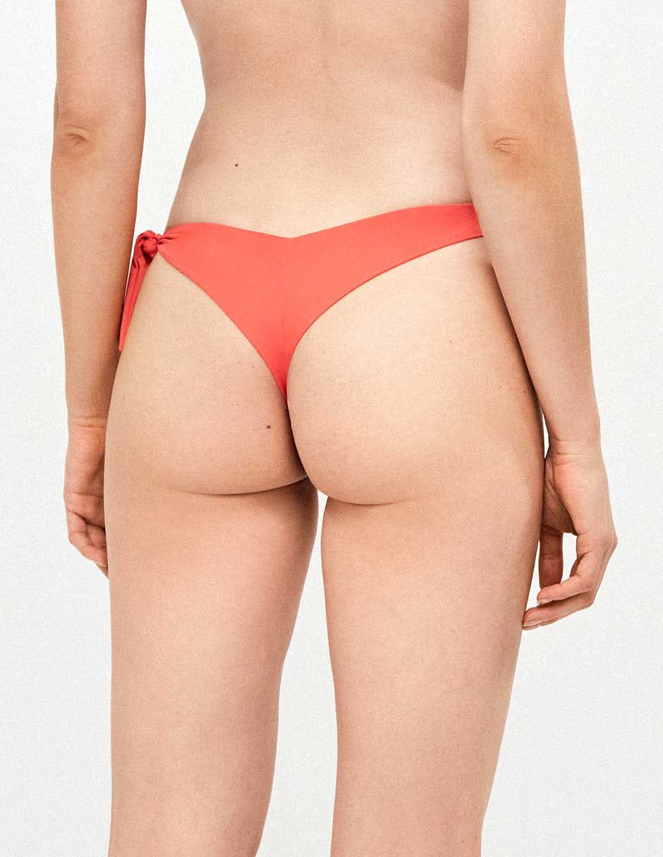 Tanga bikini Gisela a la cadera para mujer