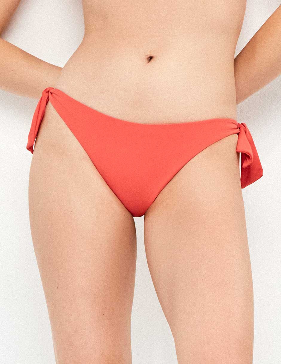 Tanga bikini Gisela a la cadera para mujer