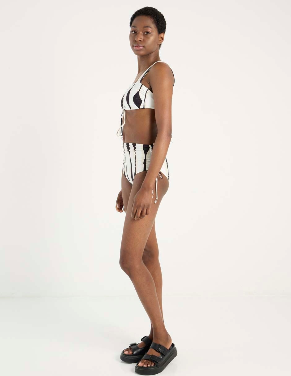 Bikini estampado a rayas con copas para mujer 3