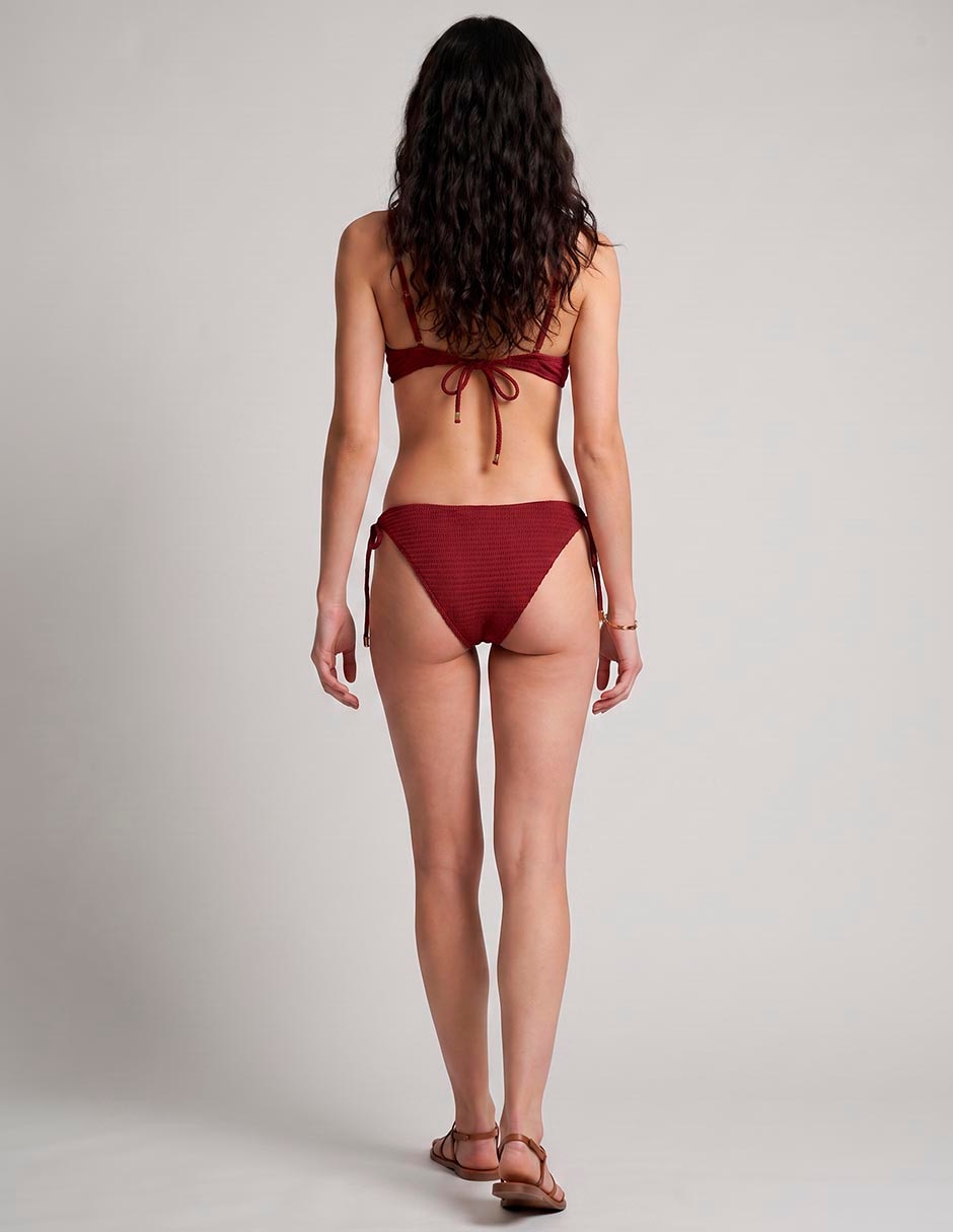 Bikini a la cadera para mujer