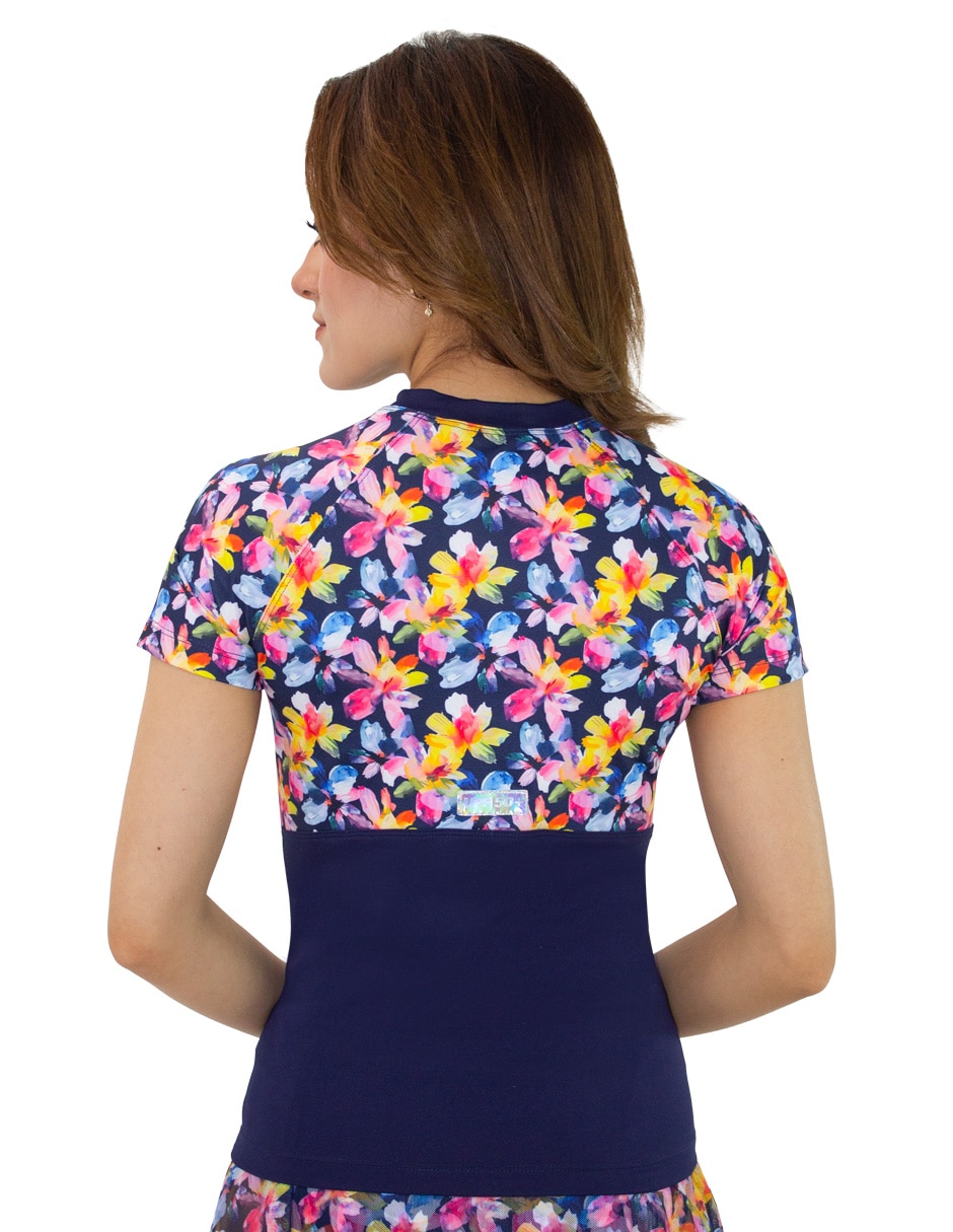 Wetshirt estampado floral para mujer 4